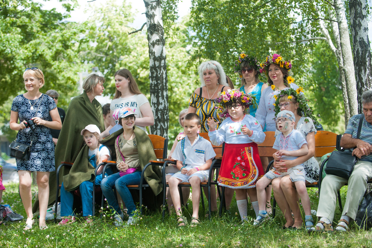 Праздник днём 